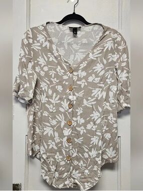 Light Taupe Floral Button-Front Women's Top